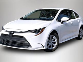 Used 2023 Toyota Corolla LE video 1