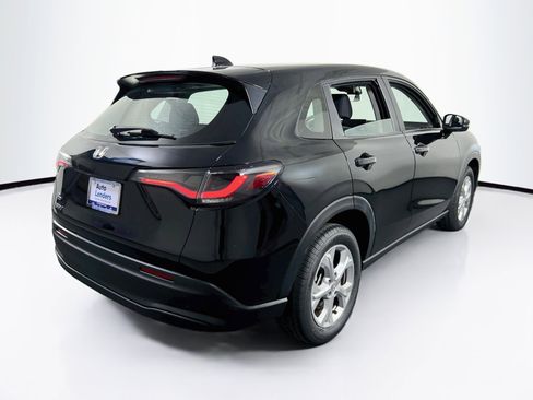 Used 2023 Honda HR-V LX image 5