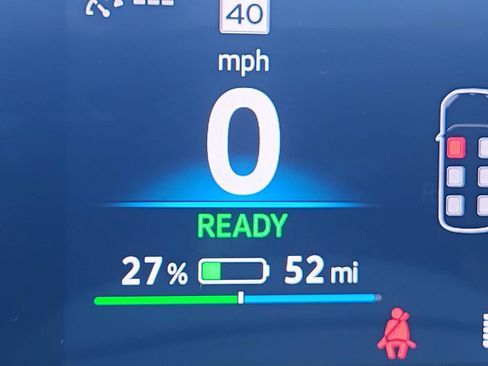 Used 2025 Volkswagen ID. Buzz 1st Edition image 12