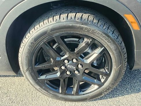 Certified 2021 Chevrolet Blazer LT w/ LPO, Black Accent Package FWD image 11