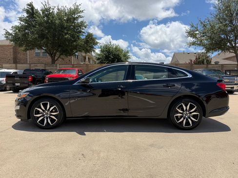Used 2024 Chevrolet Malibu RS FWD image 2