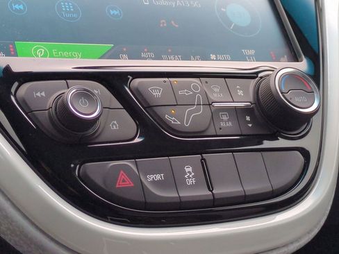 Used 2019 Chevrolet Bolt LT image 33