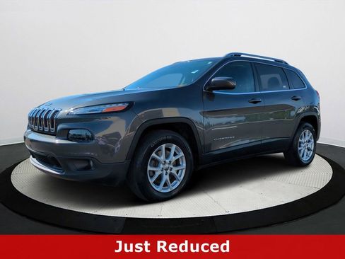 Used 2015 Jeep Cherokee Latitude w/ Comfort/Convenience Group image 1