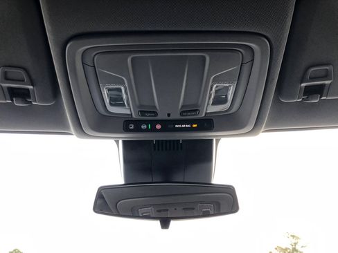 Used 2023 Chevrolet Silverado 1500 LT image 12