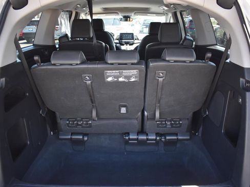 Used 2024 Honda Odyssey EX-L image 17