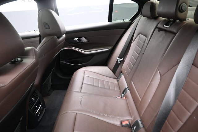 Used 2020 BMW 330i Sedan w/ Premium Package RWD image 23