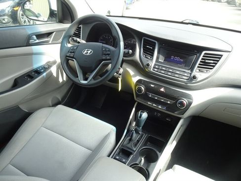 Used 2016 Hyundai Tucson SE w/ Option Group 02 AWD/4WD image 11