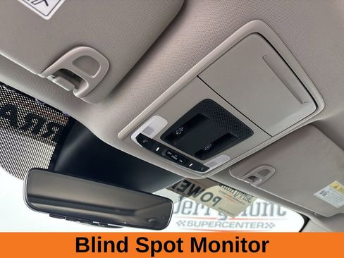 Used 2023 Honda Pilot Touring image 19