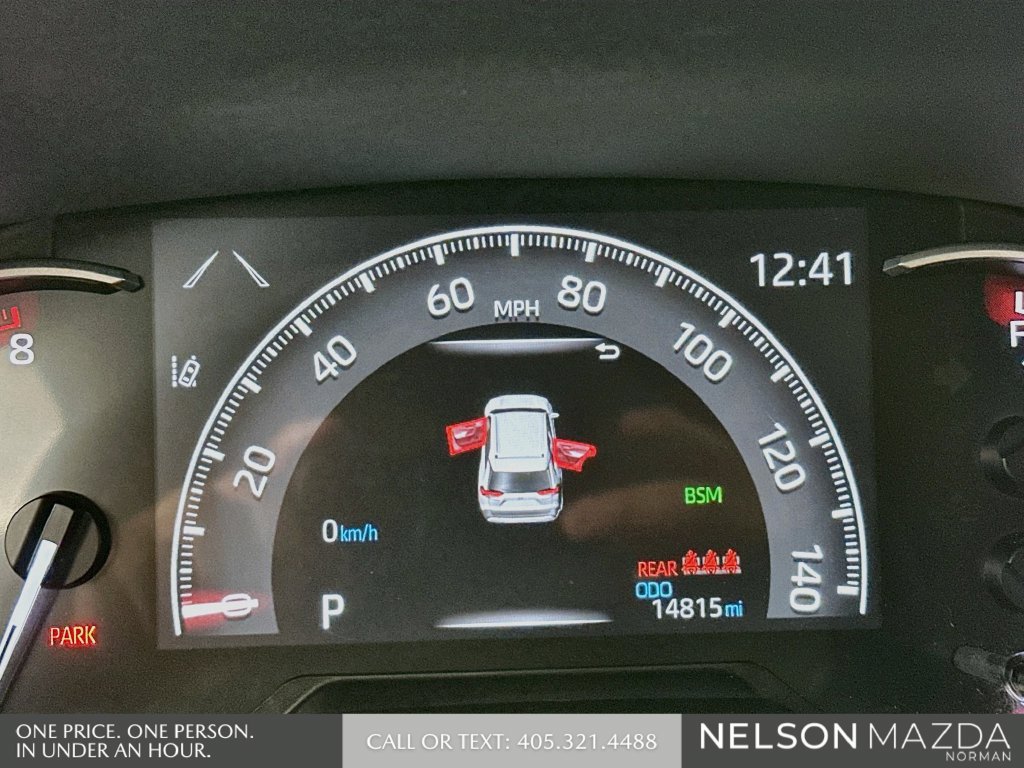 Used 2025 Toyota RAV4 XLE FWD image 14