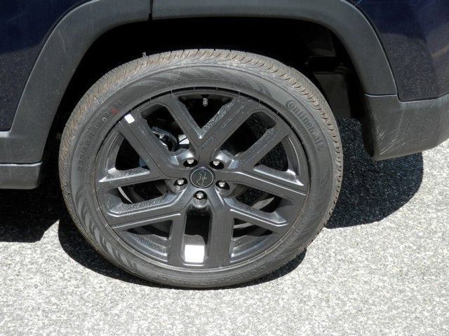 New 2026 Jeep Compass Limited w/ Sun, Sound & Navigation Group AWD/4WD image 12