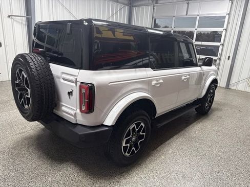 Used 2024 Ford Bronco Outer Banks AWD/4WD image 22
