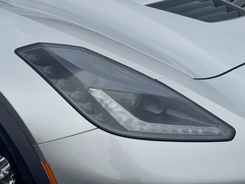 Used 2016 Chevrolet Corvette Z06 w/ 3LZ Preferred Equipment Group image 76
