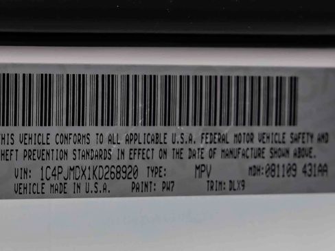 Used 2019 Jeep Cherokee Limited image 32