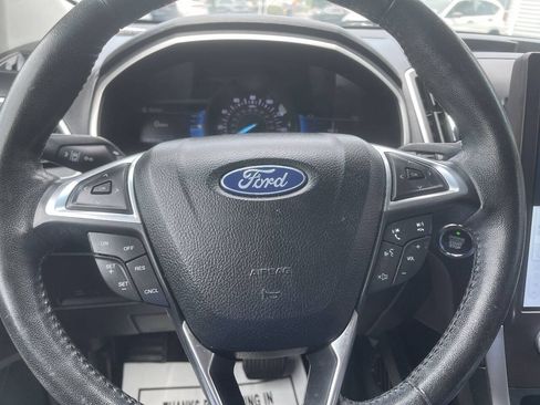 Used 2021 Ford Edge SEL AWD/4WD image 14