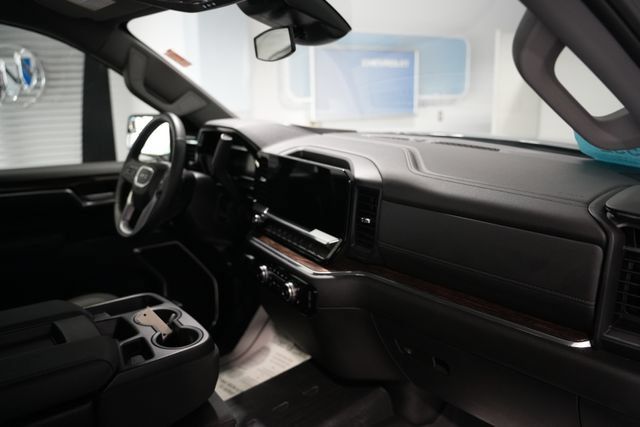 Used 2025 GMC Sierra 1500 Elevation AWD/4WD image 21