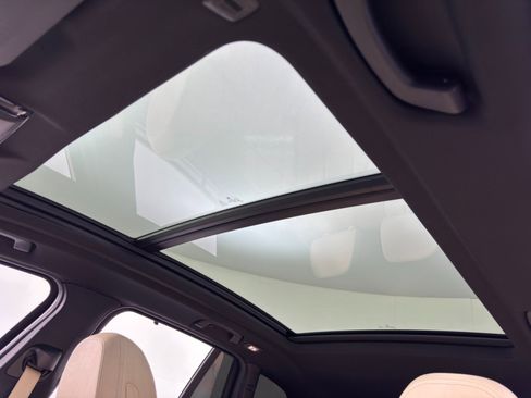 Used 2018 BMW X3 M40i image 11