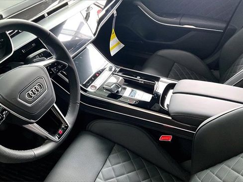 New 2025 Audi S8 image 7