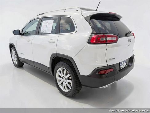 Used 2018 Jeep Cherokee Limited AWD/4WD image 7