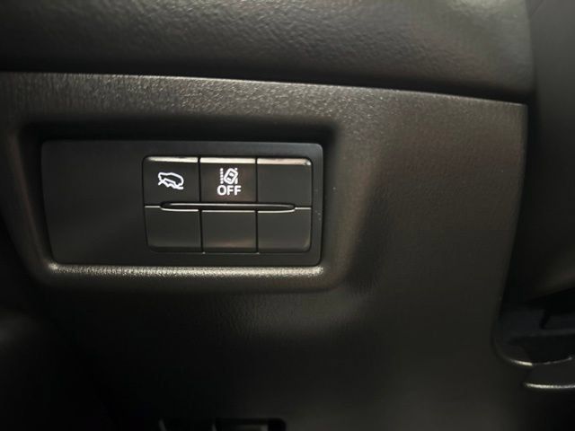 Used 2025 MAZDA CX-5 AWD 2.5 S w/ Select Package image 19