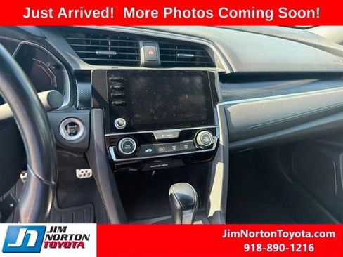 Used 2019 Honda Civic Sport image 12