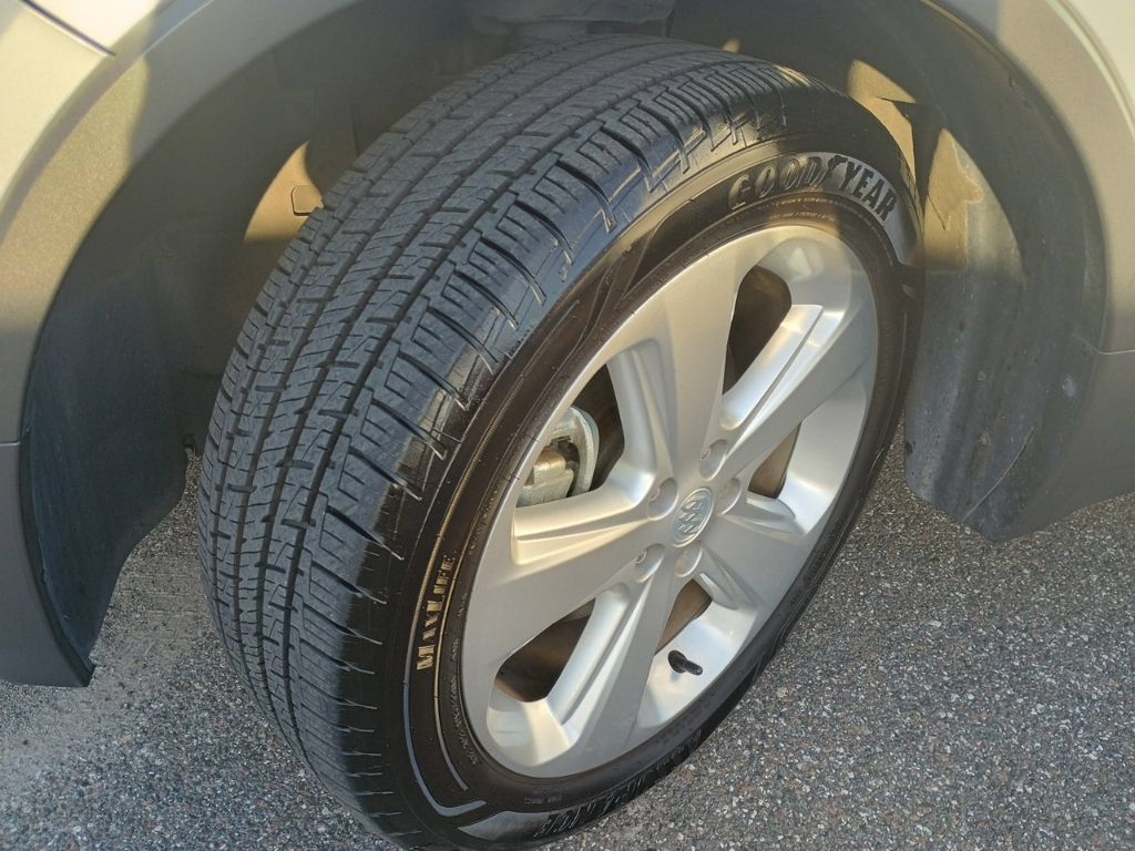 Used 2016 Buick Encore FWD image 9