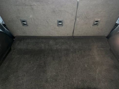 Used 2024 Ford Edge SEL image 17