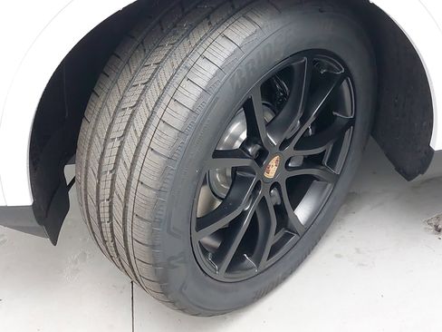 New 2026 Porsche Cayenne E-Hybrid image 35