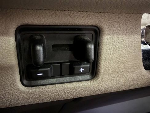 Used 2022 Lincoln Navigator L Reserve AWD/4WD image 50