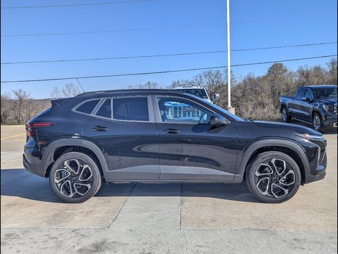 New 2026 Chevrolet Trax RS image 6