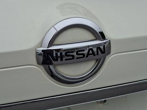 Used 2017 Nissan Rogue SL w/ SL Premium Package AWD/4WD image 25