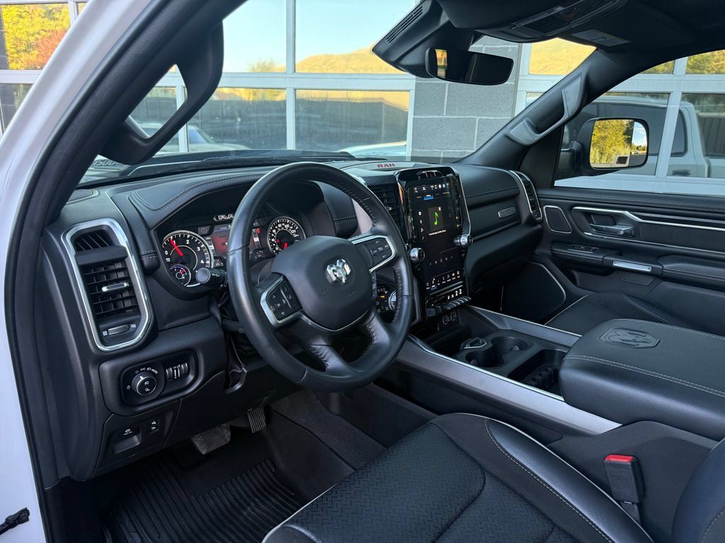 Used 2023 RAM 1500 Laramie AWD/4WD image 23