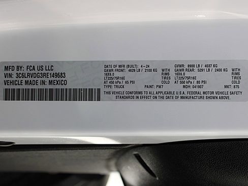 Used 2024 RAM ProMaster 2500 w/ Convenience Group image 35