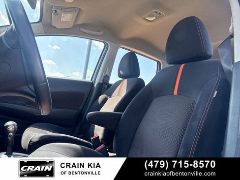 Used 2017 Nissan Versa Note SR image 17