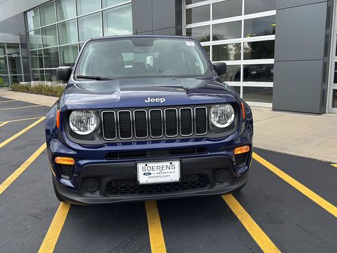 Used 2019 Jeep Renegade Sport FWD image 4