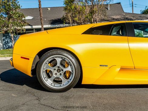 Used 2004 Lamborghini Murcielago Coupe image 10