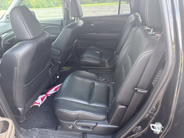 Used 2021 Honda Pilot Elite image 12
