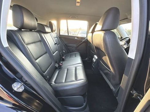 Used 2017 Volkswagen Tiguan S AWD/4WD image 26