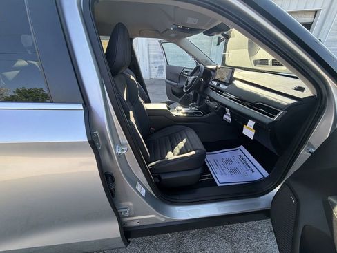 New 2026 Mitsubishi Outlander SE AWD/4WD image 24