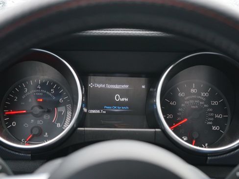 Used 2022 Ford Mustang GT RWD image 19