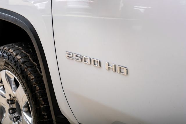 Used 2020 Chevrolet Silverado 2500 LTZ w/ LTZ Premium Package AWD/4WD image 59