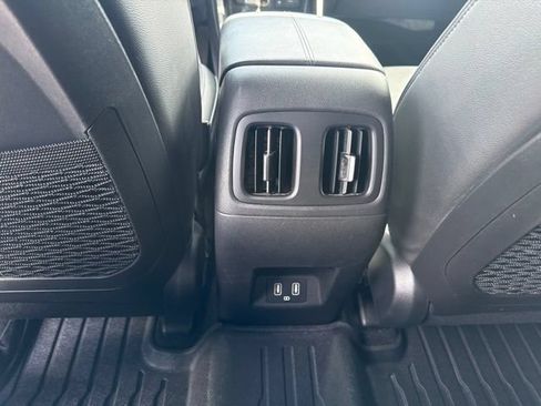 Used 2024 Hyundai Santa Cruz Limited AWD/4WD image 16