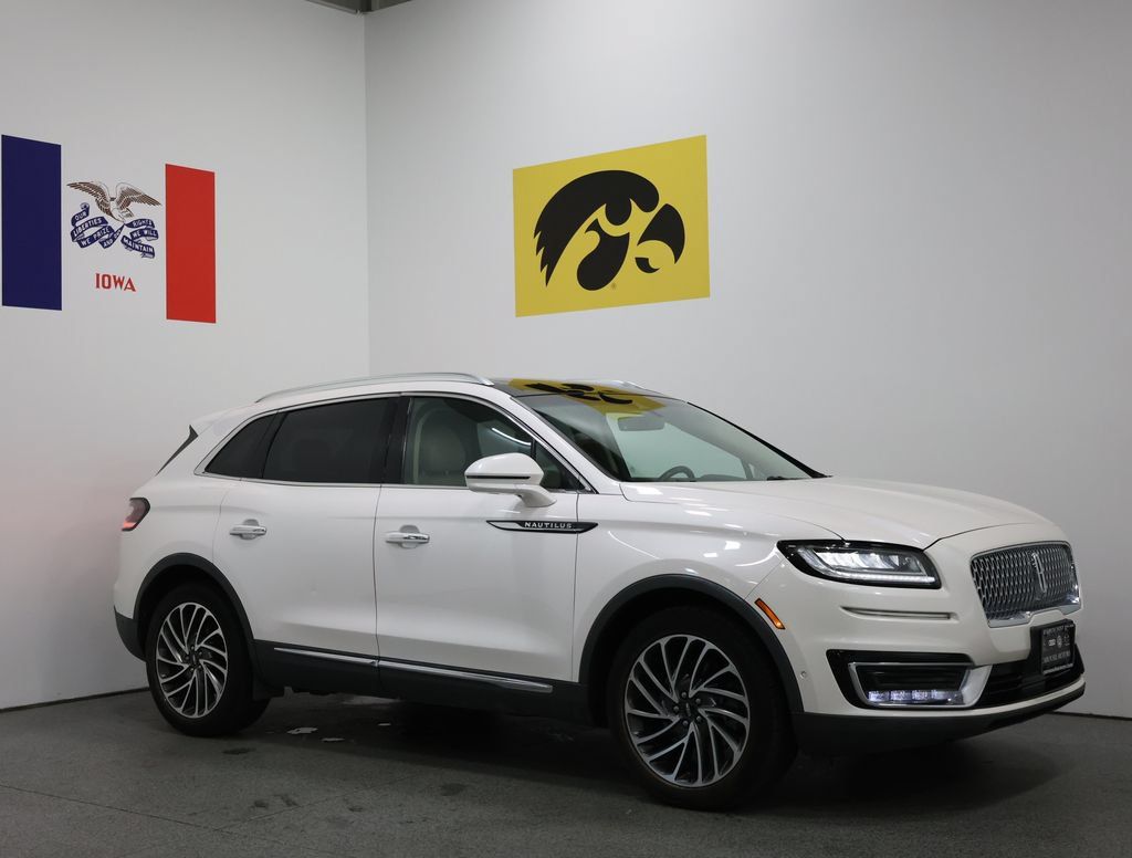 Used 2019 Lincoln Nautilus Reserve AWD/4WD image 1
