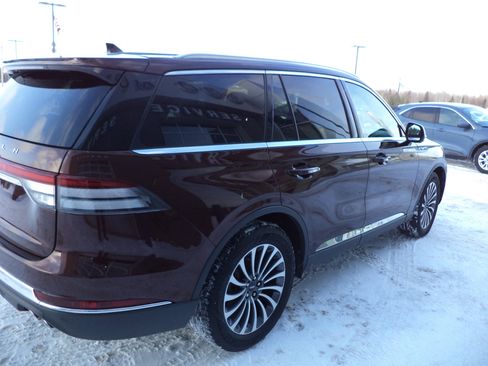 Used 2020 Lincoln Aviator Reserve w/ Equipment Group 201A image 6