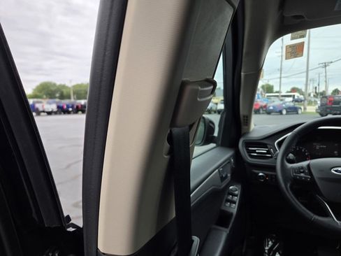 Used 2020 Ford Escape SEL AWD/4WD image 30