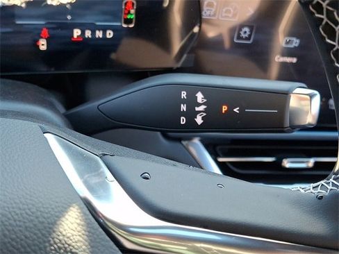 New 2026 Chevrolet Equinox EV LT image 12