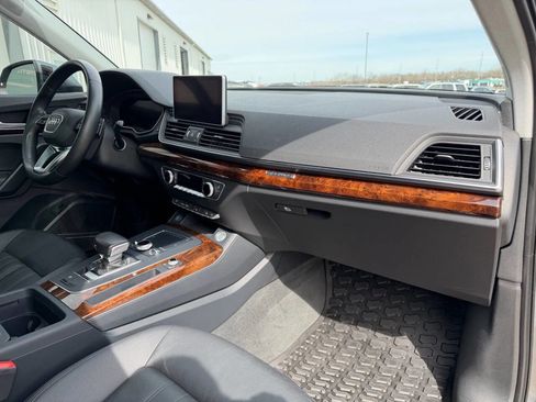Used 2018 Audi Q5 2.0T Premium Plus w/ Premium Plus Package image 16