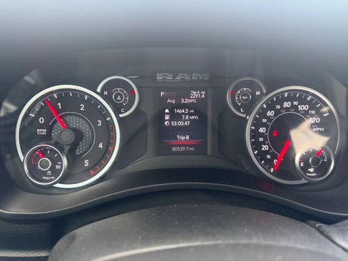 Used 2025 RAM 2500 Big Horn AWD/4WD image 18