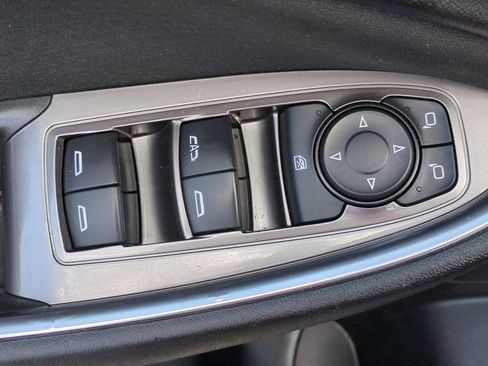 Used 2022 Chevrolet Malibu LT FWD image 16