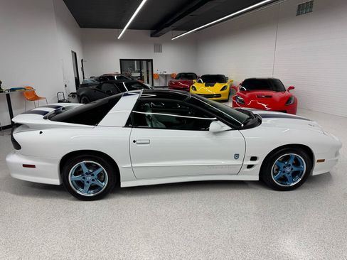 Used 1999 Pontiac Firebird Formula RWD image 19