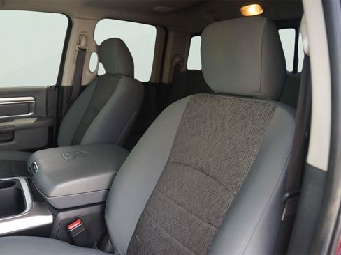 Used 2017 RAM 1500 Lone Star AWD/4WD image 10